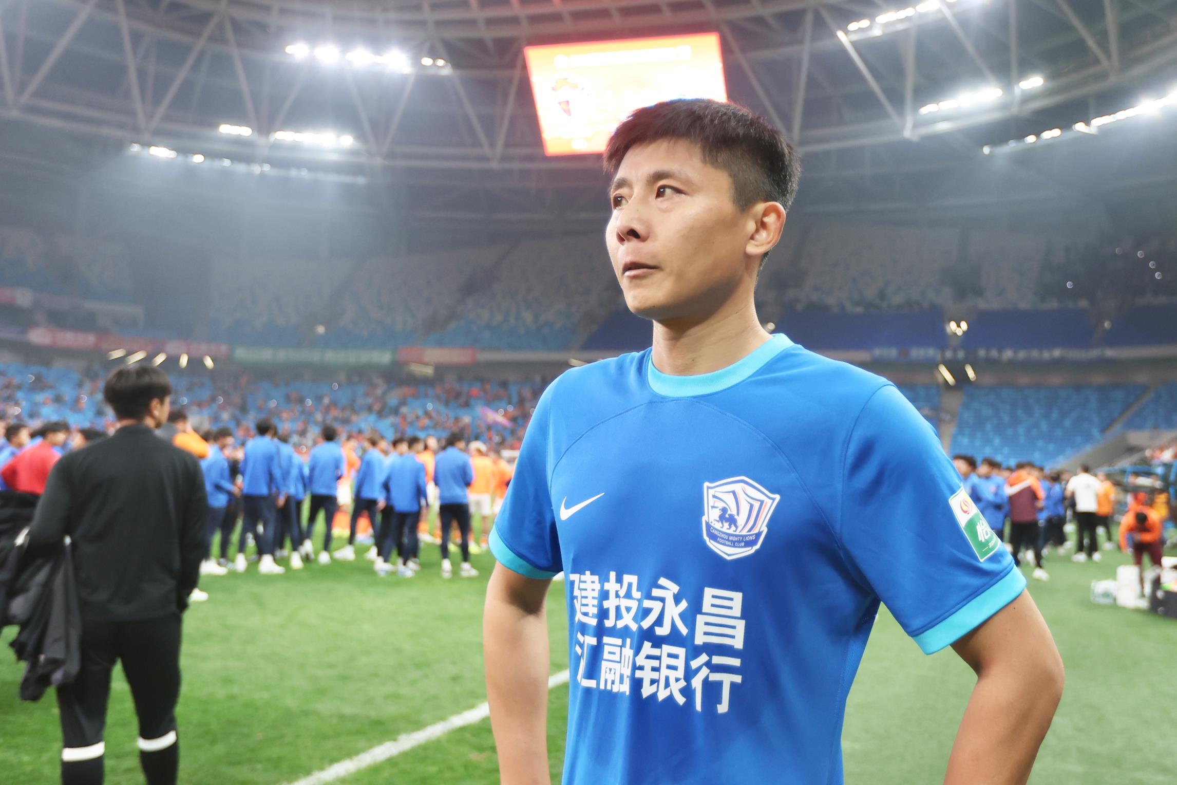 今天第5個(gè)！鄭凱木質(zhì)疑滄州：連續(xù)四年欠球員工資，還能過(guò)準(zhǔn)入？