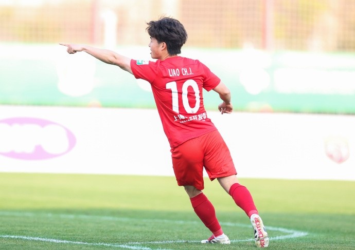 上海海港富盛經(jīng)開隊(duì)2：1戰(zhàn)勝對(duì)手，取得2025中乙聯(lián)賽開門紅