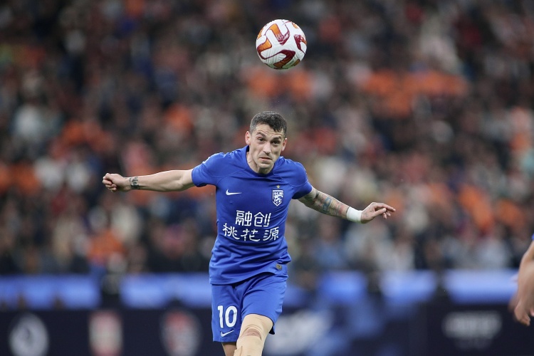 斯基拉：中超舊將斯坦丘接近免簽加盟熱那亞，合同期限到2027年
