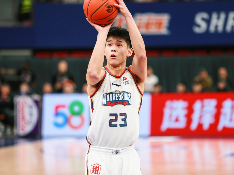 攻擊欲望很強！林葳半場出手14次拿下14分1板1助2斷