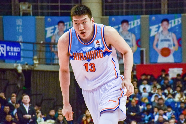 高效輸出！李炎哲半場7中5拿到12分2板1助1斷2帽