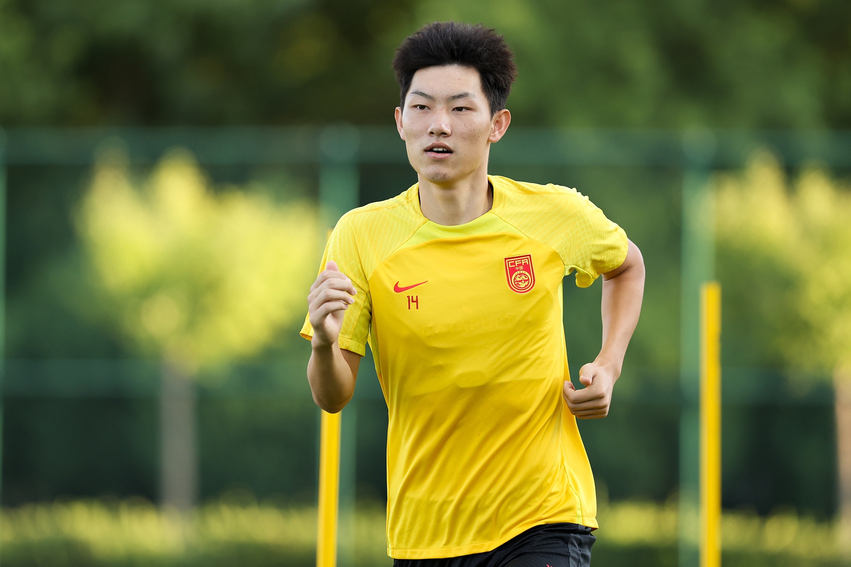 魯媒：泰山隊(duì)抵達(dá)梅州五外援齊整，四名國(guó)腳可出戰(zhàn)史松宸隨隊(duì)