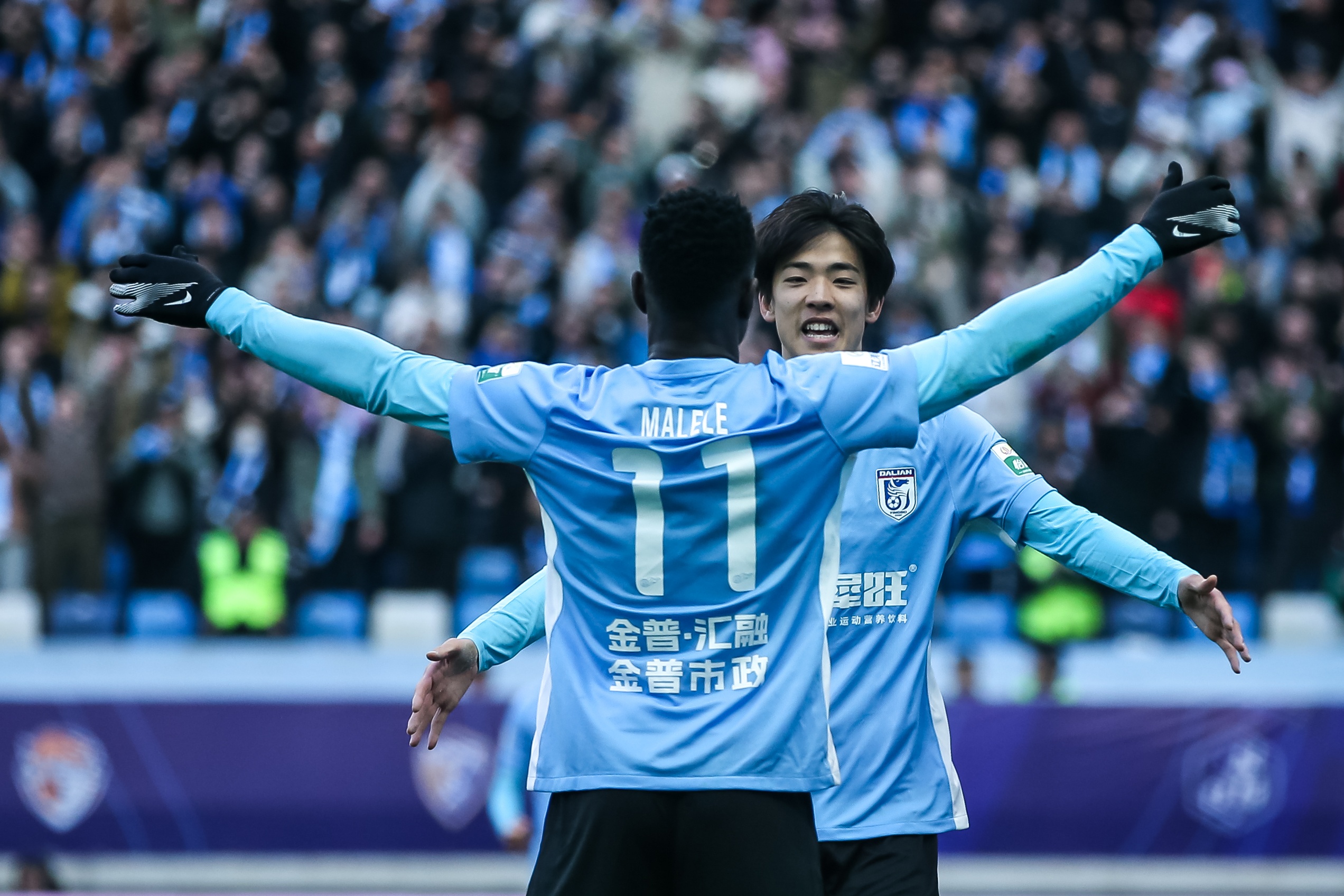 青春風暴刮起來！19歲朱鵬宇&18歲王鈺棟處子球 19歲李新翔1射2傳